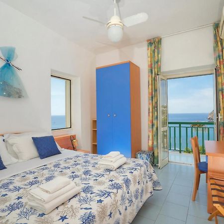 Hotel Ferdinando Beach & Thermal Spa Sant'Angelo  Екстериор снимка